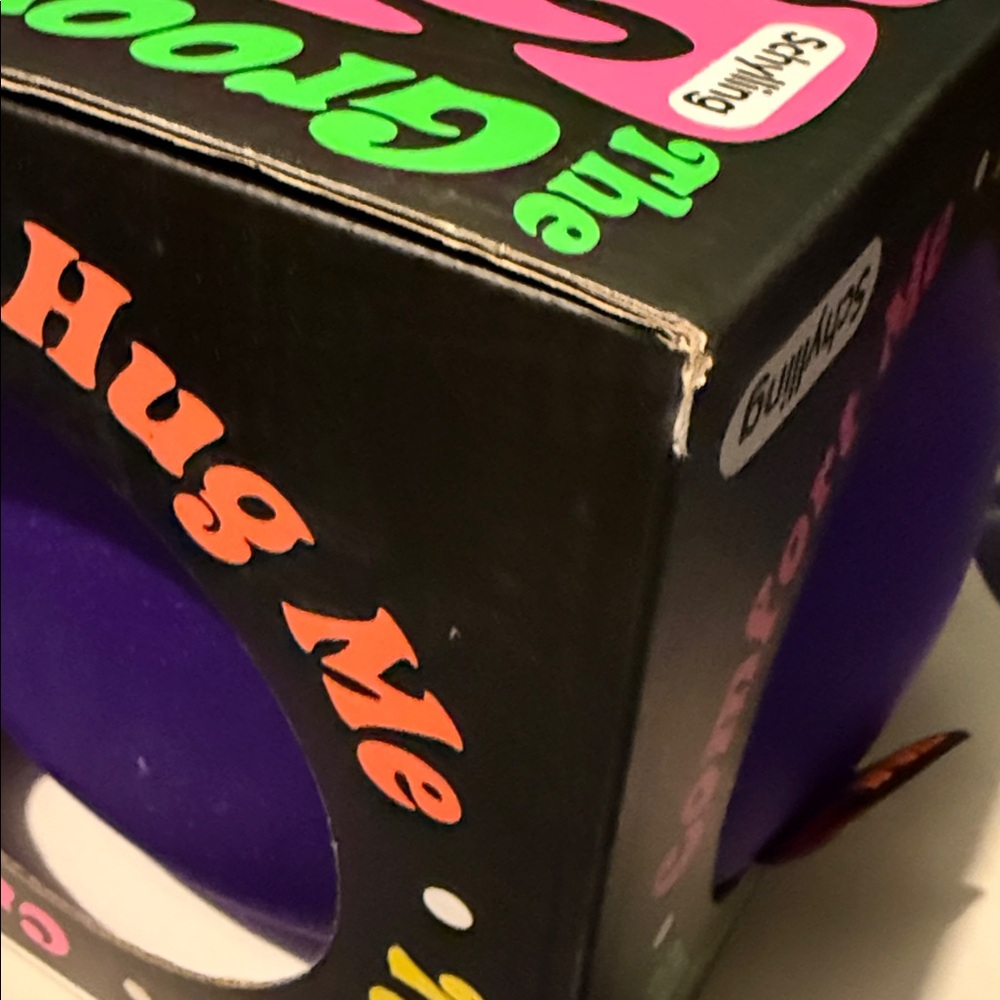 Nee Doh Dohzee Groovy Glob Purple Stress Ball and 3 mini various Groovy Globs - Picture 7 of 15